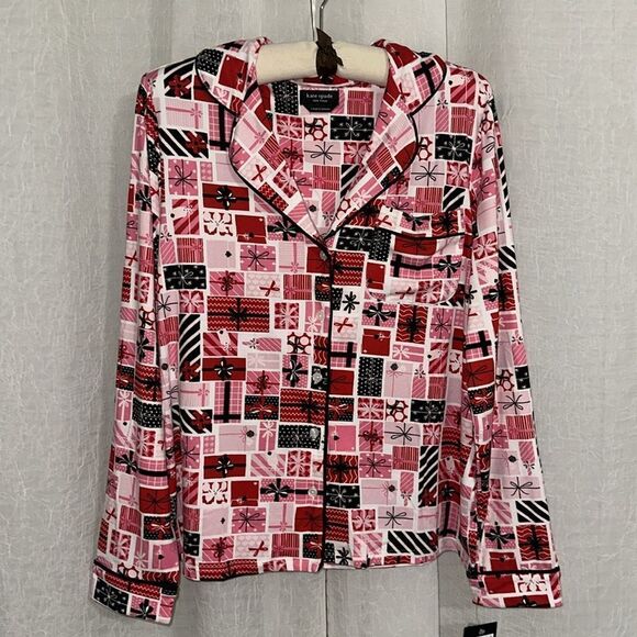 kate spade Red Black White Multi Christmas Holiday Gifts Notched Collar PJ Set - Picture 1 of 13